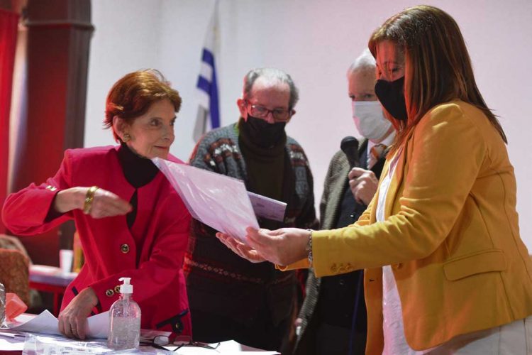 Concurso Literario  “Dr. Alberto Manini Ríos”