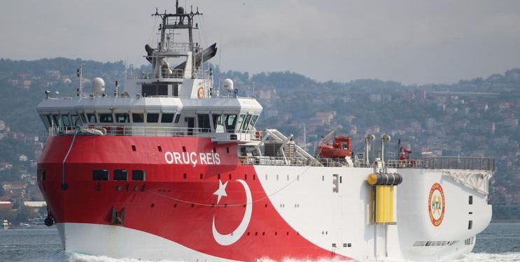 Tensión entre Grecia y Turquía genera divisiones en la OTAN