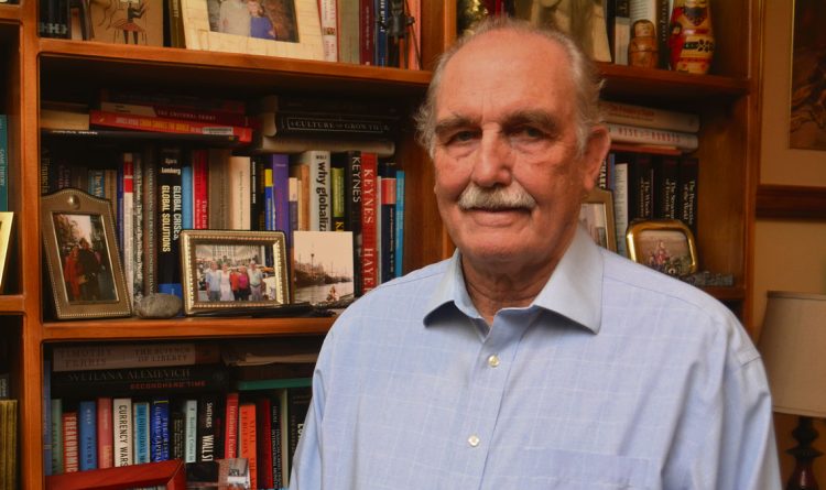 Carlos Steneri: “En los últimos años se descuidó la inserción internacional; hubo intenciones, pero no acciones”