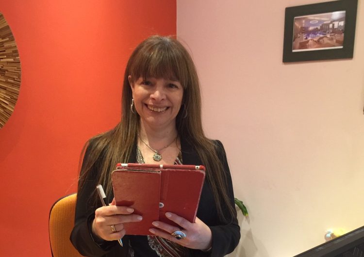 Las 10 de La Mañana: Gabriela Mendieta