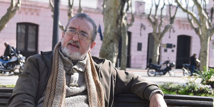 Oscar Padrón Favre: “El Uruguay en el siglo XX no fue un país, fue una ciudad-estado”