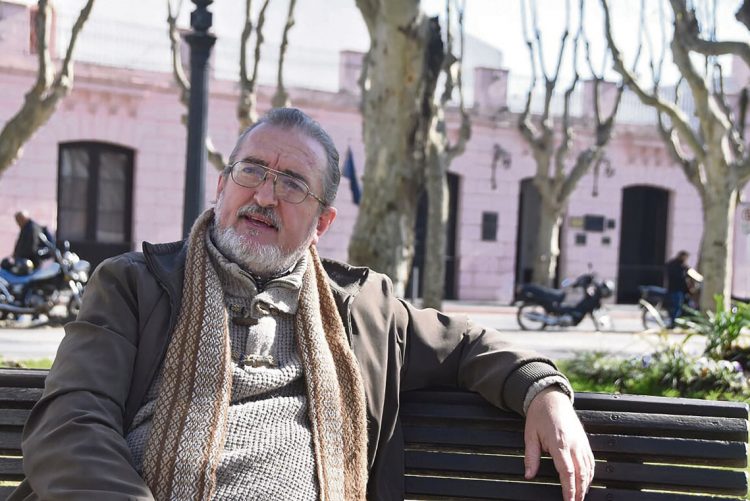 Oscar Padrón Favre: “El Uruguay en el siglo XX no fue un país, fue una ciudad-estado”