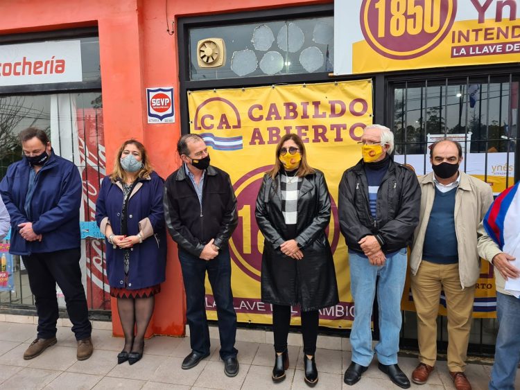 Manini Ríos: “Nada ni nadie nos va a apartar del camino”