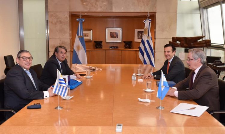 La integración fronteriza: prioridad en las relaciones con Argentina