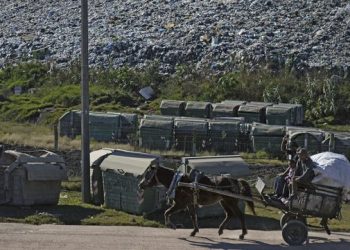 La basura se coloca como tema central en la campaña electoral por Montevideo