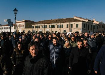 Italia sigue el camino de la austeridad: aprueban reducir la cantidad de diputados y senadores