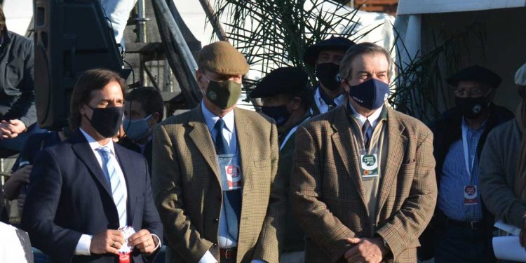 Ministro Uriarte enumeró los principales desafíos y limitantes que Uruguay debe afrontar