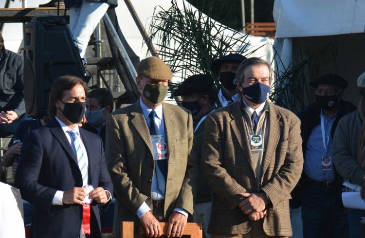 Ministro Uriarte enumeró los principales desafíos y limitantes que Uruguay debe afrontar