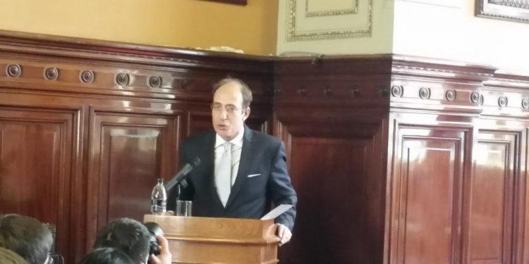 “En las que llaman asociaciones de familiares hay muchos negociantes que han obstaculizado la verdad y la justicia”