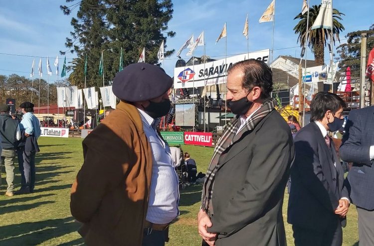 Guido Manini Ríos: “La gran tragedia del Uruguay ha sido el vaciamiento del interior”