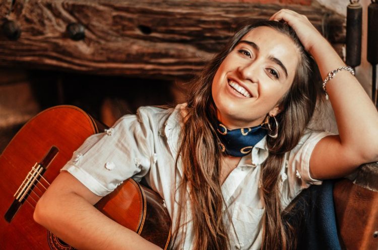 Cathe Vergnes: La jóven promesa del folclore