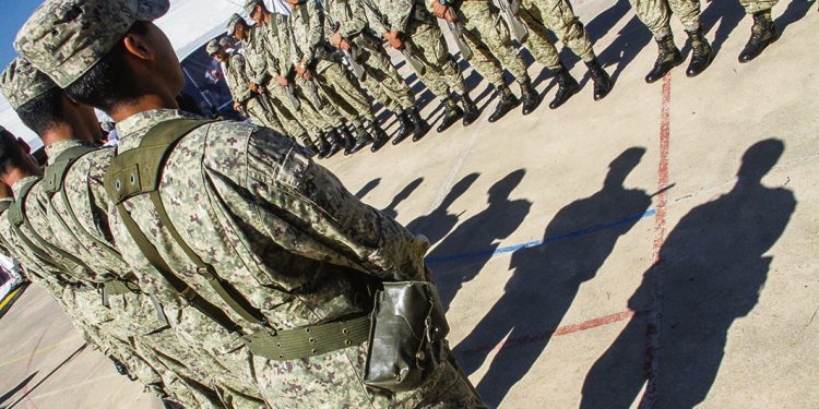 Presupuesto Nacional prevé aumentos para funcionarios de las Fuerzas Armadas