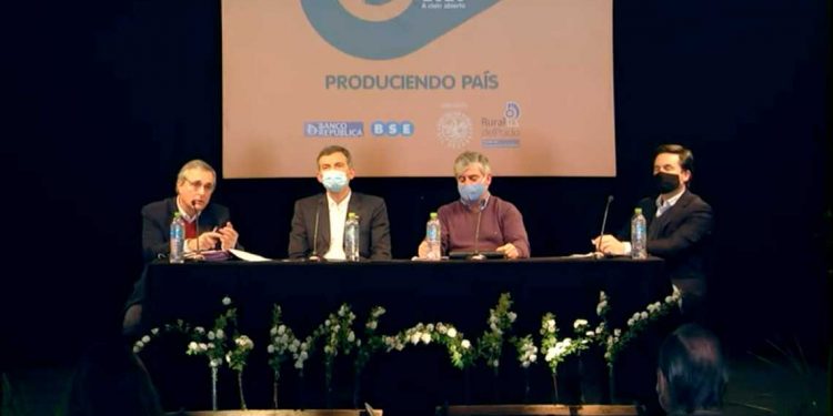 Los desafíos de la forestación: agregado de valor, madera, construcción y mueblería