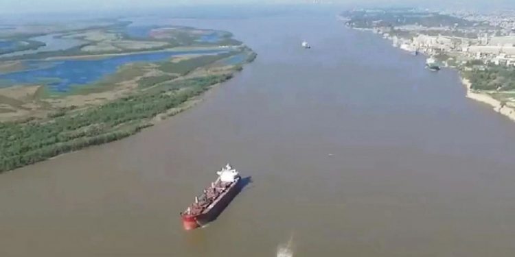 Argentina-Uruguay: de la lucha de puertos a la lucha de canales