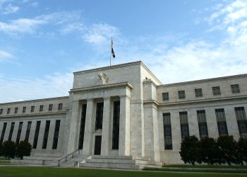 A Tiempos Extraordinarios, Medidas Extraordinarias