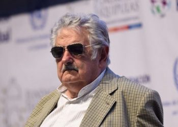 Lo jurídico y lo político