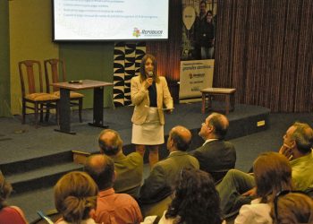 Nacida con un enfoque urbano, Microfinanzas se extiende en el medio rural