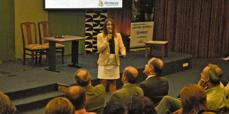 Nacida con un enfoque urbano, Microfinanzas se extiende en el medio rural