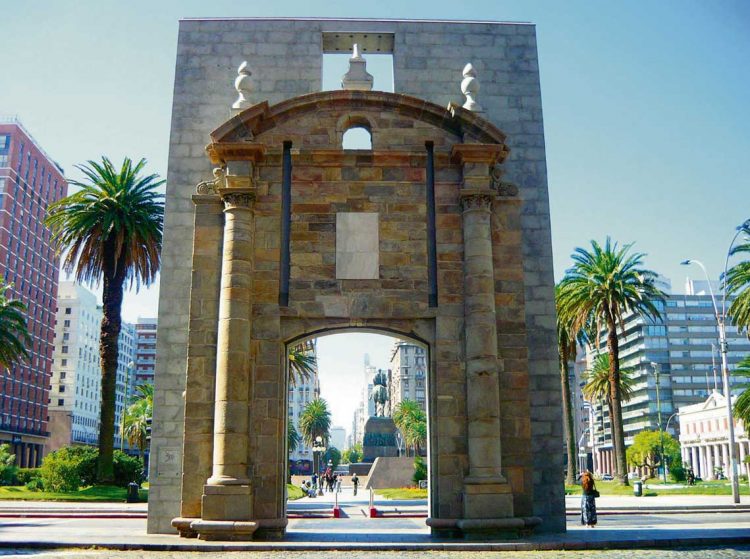 III Centenario de la Real Academia de Matemáticas de Barcelona