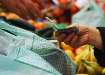 Aumenta recaudación impositiva a pesar del desplome de las ventas en comercios