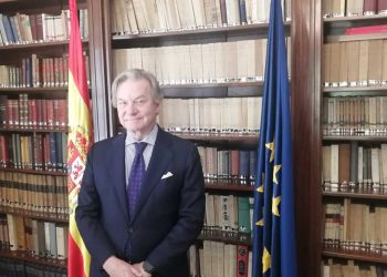 José Javier Gómez-Llera: “Me preocupa que medios informativos estén tratando de erosionar la imagen de la Corona”