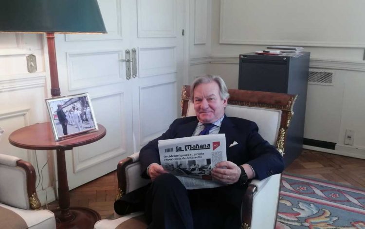 José Javier Gómez-Llera: “Me preocupa que medios informativos estén tratando de erosionar la imagen de la Corona”