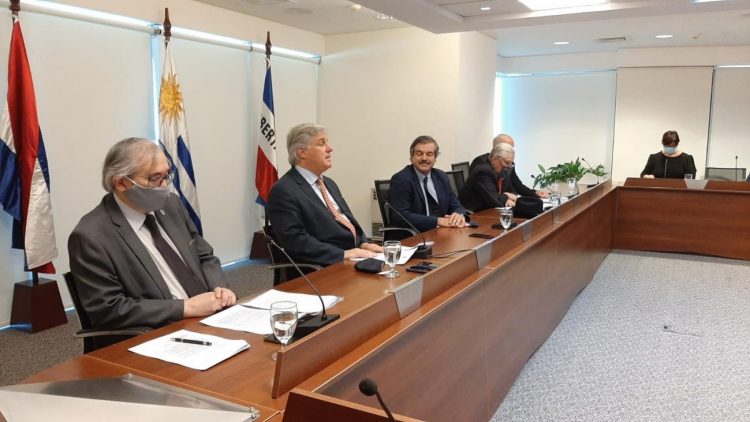 EE.UU. aportará US$ 200.000 para el combate de la bichera en Uruguay