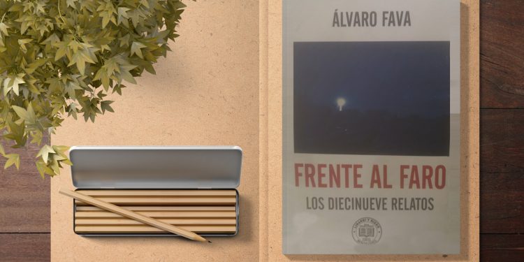 Frente al faro. Los diecinueve relatos. Alvaro Fava