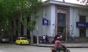 Van muchos años de desestructuración del BROU: ¿continuará?