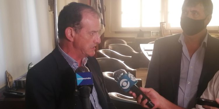 Manini se reunió con directivos de Cambadu:  “el pequeño inversor nacional ha sido ignorado por muchos años”