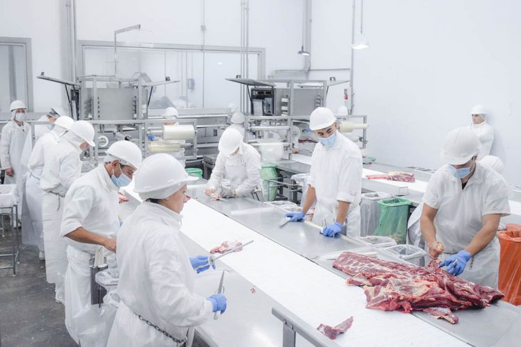 Reabrió Frigorífico Rosario que aspira a iniciar exportaciones en marzo