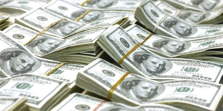 FMI: un 2021 con licencia para emitir