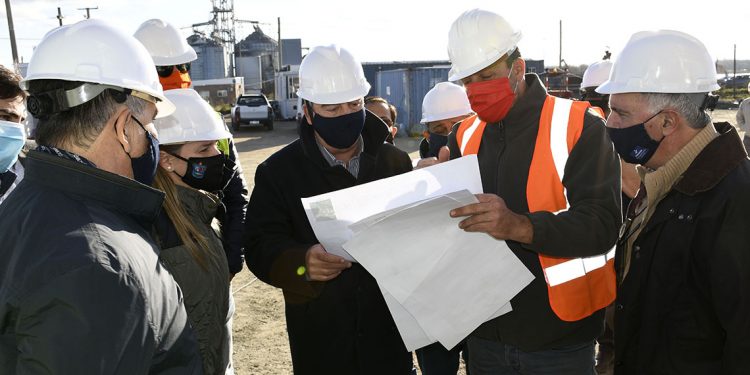 ¿Quién pagará los sobrecostos del Ferrocarril Central?