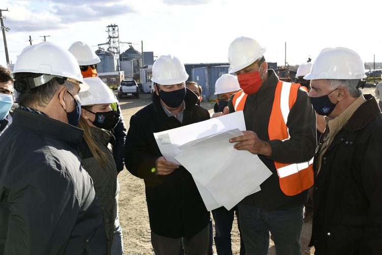 ¿Quién pagará los sobrecostos del Ferrocarril Central?