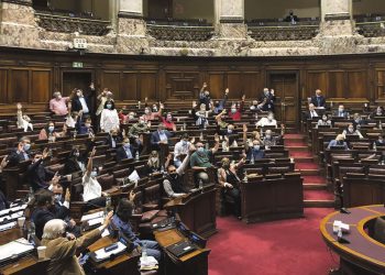 Se rompieron los brazos de yeso