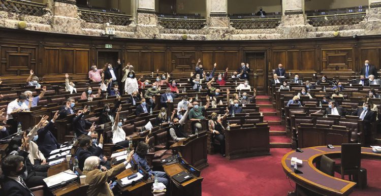 Se rompieron los brazos de yeso