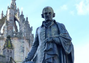 Adam Smith, la usura y el uso productivo del capital del país