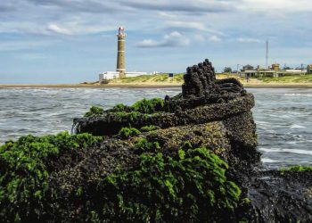 Tras la ruta de los naufragios en aguas oceánicas