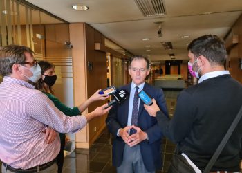 Ante críticas del FA, Manini aseguró que el plan de vacunación “está elaborado”