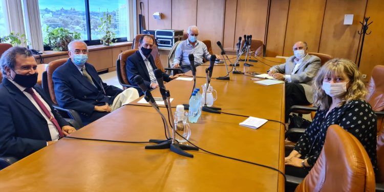 Manini: “La única forma de reactivar el país es generando empleo”