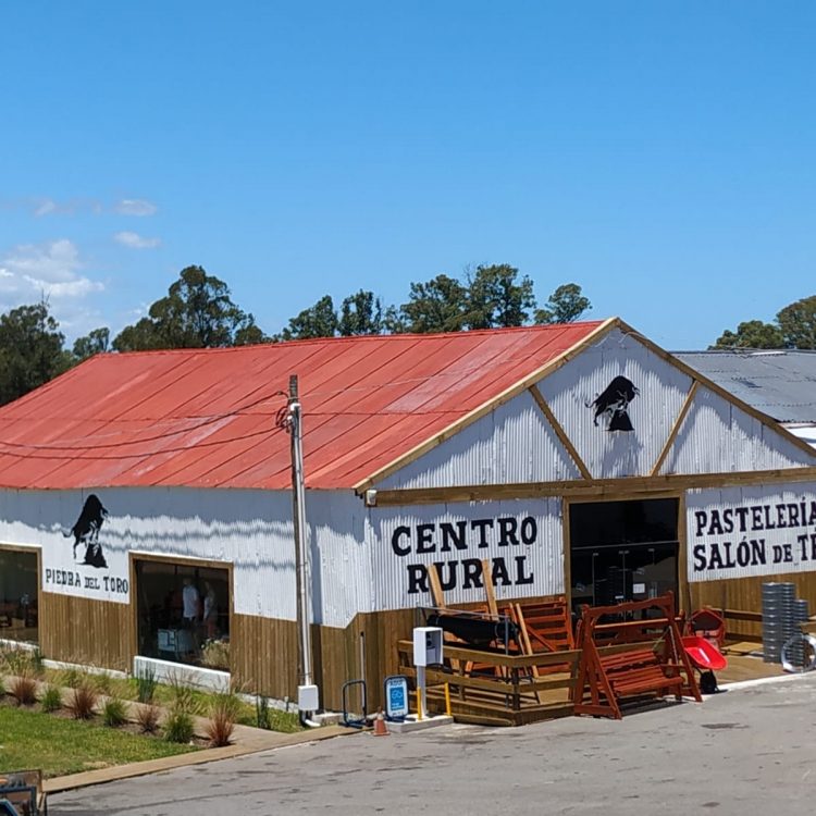 Abrió sus puertas el centro rural Piedra del Toro