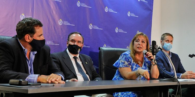 MVOT busca reducir el déficit habitacional con un nuevo reglamento de construcción