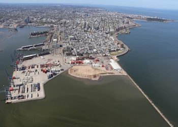 Puertos y políticos