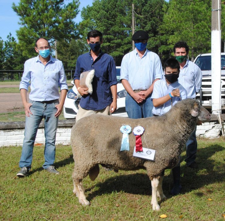 Con buena concurrencia se llevó a cabo la  Expo Ovina de Melo