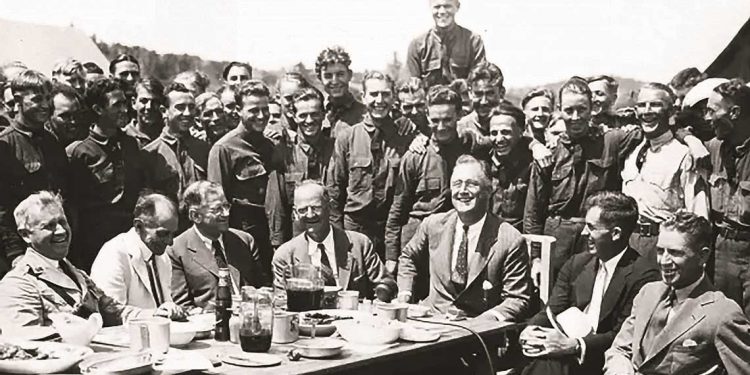 EE.UU. revive programa de empleo y de conservación de Franklin D. Roosevelt
