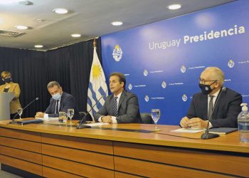 El gobierno dispone nuevas restricciones, pero no se aparta de la libertad responsable