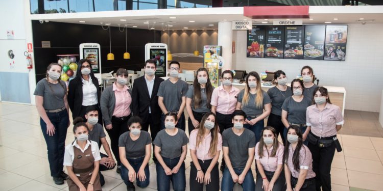 Arcos Dorados anuncia inversiones, apertura de nuevos restaurantes y generación de empleo en Uruguay en medio de la pandemia