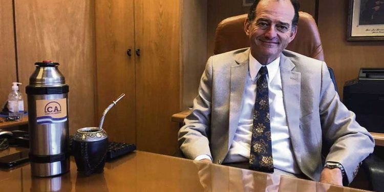 Cabildo Abierto propone revisar el IRPF: “Hay un claro sesgo en contra del trabajo”