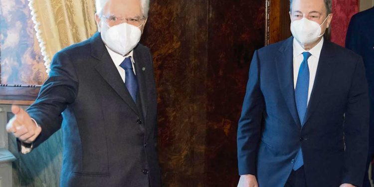 Italia busca reactivar su economía con Draghi al mando