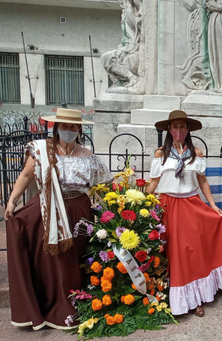 Uruguay tiene su mes de la Tradición Criolla